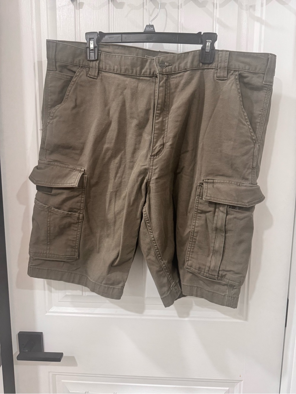 Carhartt Men's Cargo Shorts in Army Green-Sz 40